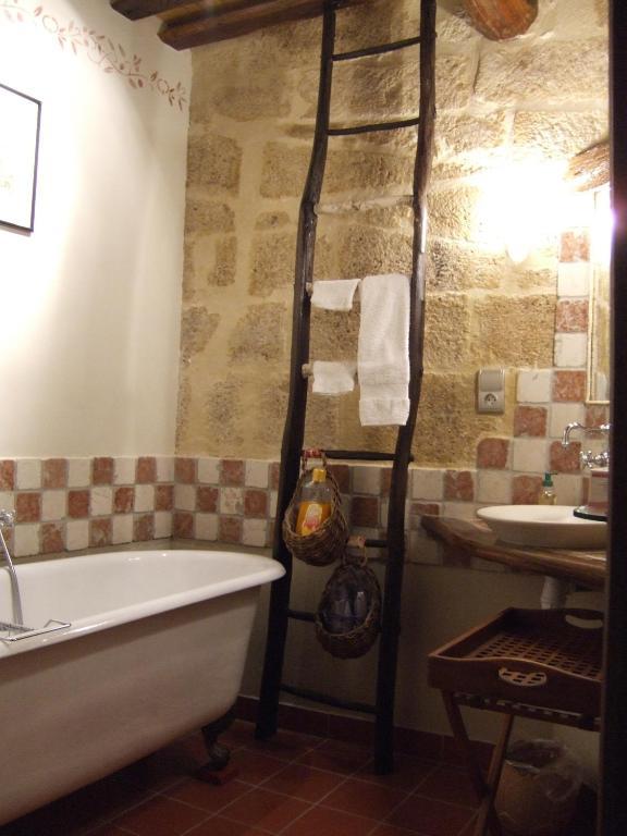 Bed and Breakfast Bize De La Tour Saint-Bonnet-du-Gard Pokoj fotografie