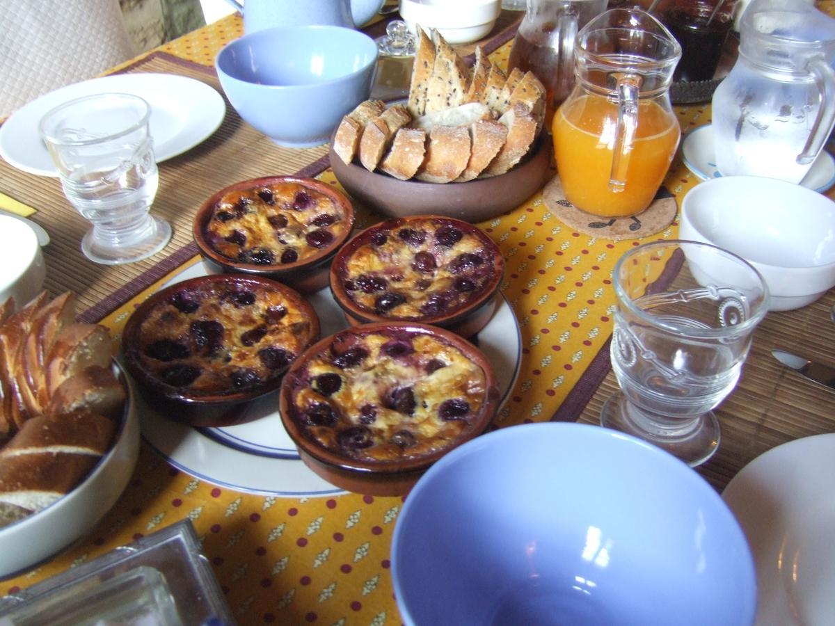Bed and Breakfast Bize De La Tour Saint-Bonnet-du-Gard Exteriér fotografie